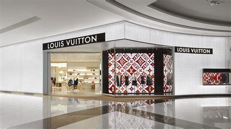 prezzi louis vuitton dubai|louis vuitton dubai customer service.